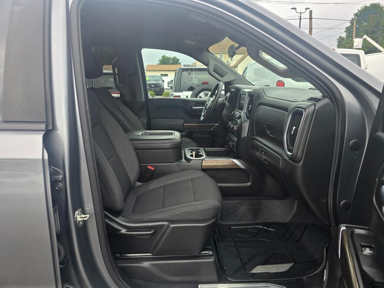 Chevrolet Silverado 1500  2020