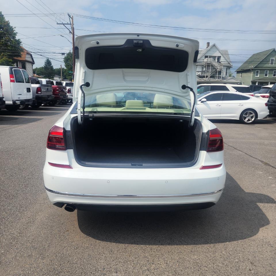Volkswagen Passat SEL Premium 2017