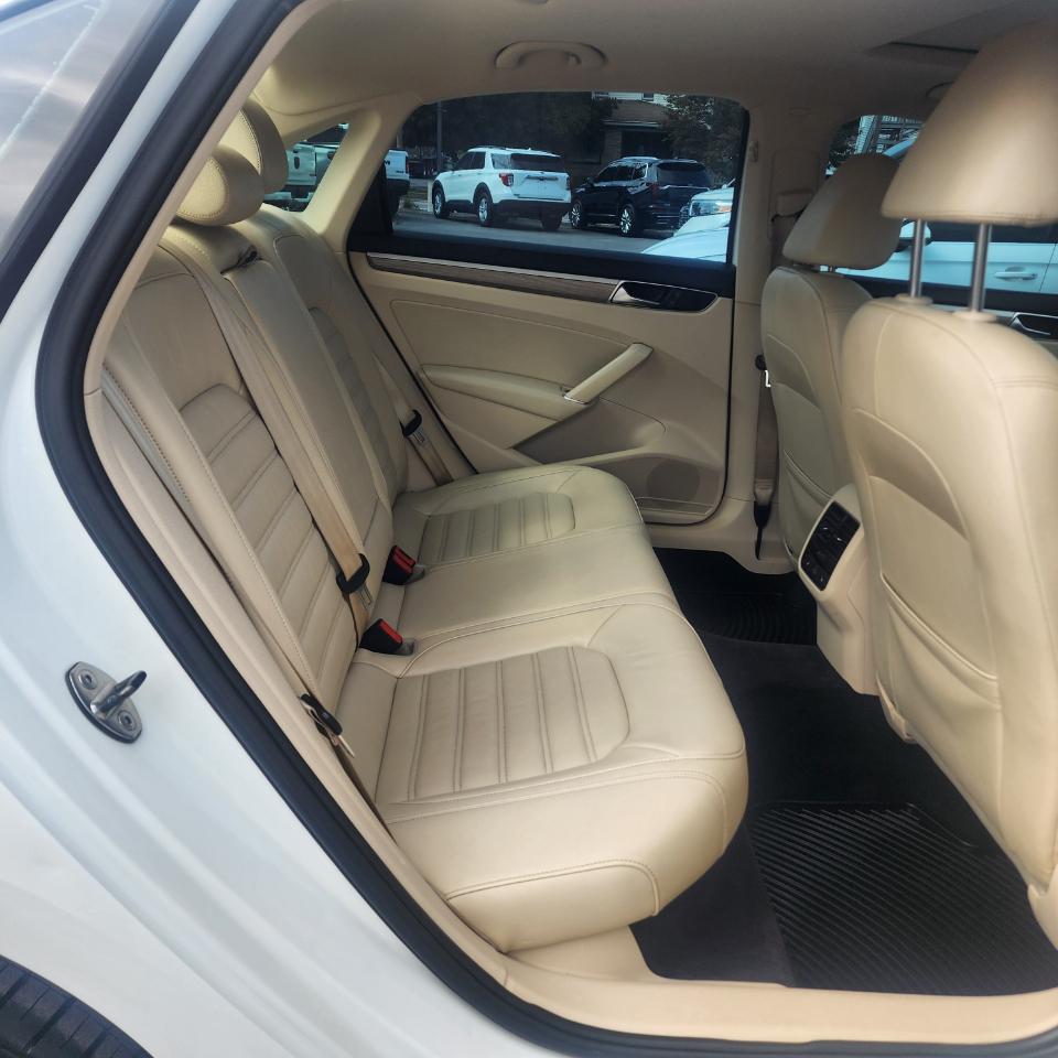 Volkswagen Passat SEL Premium 2017