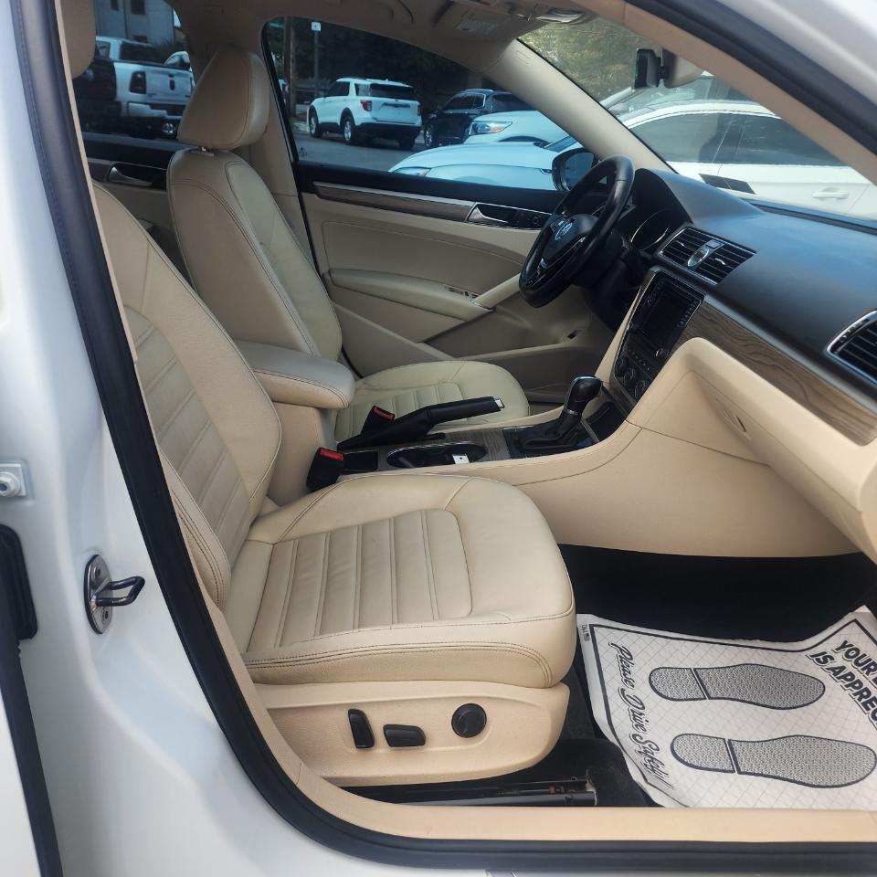 Volkswagen Passat SEL Premium 2017