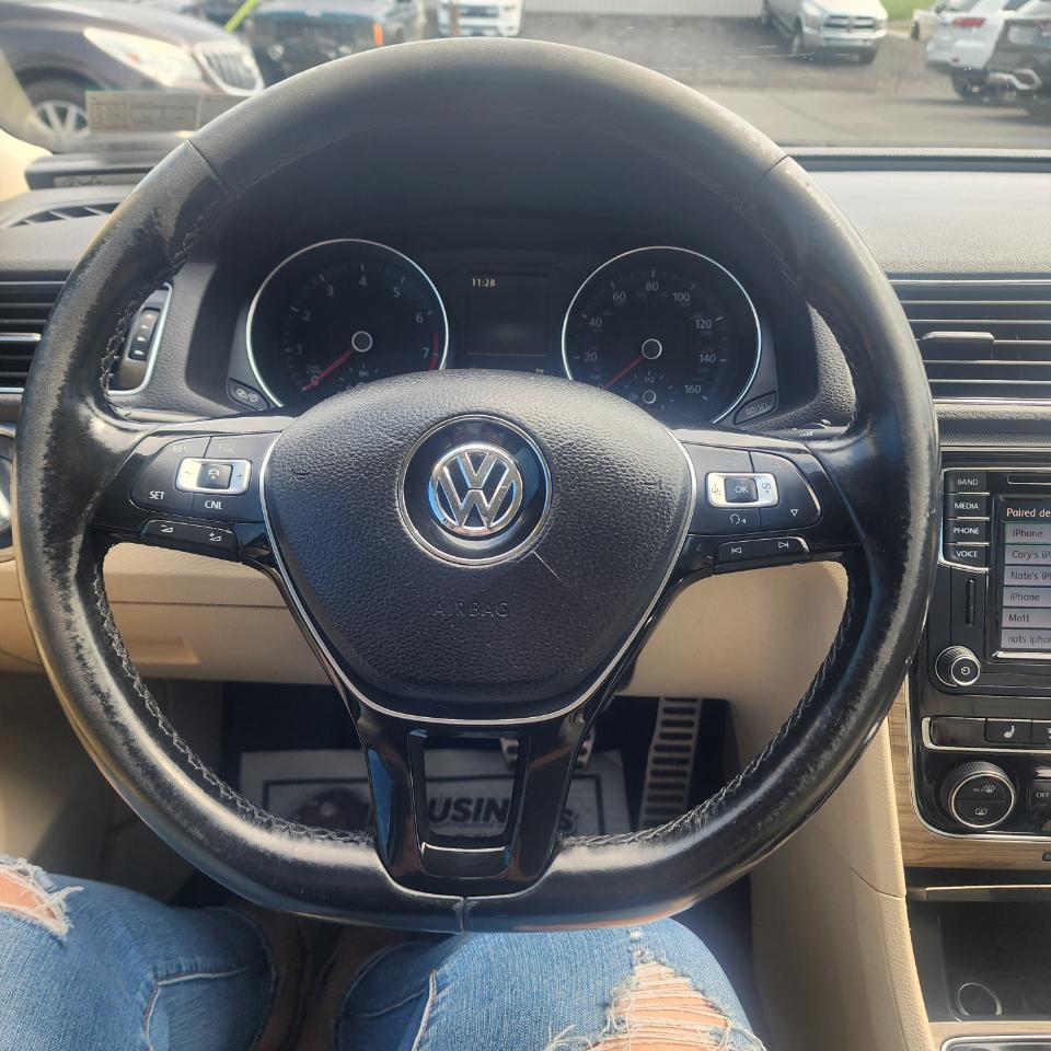 Volkswagen Passat SEL Premium 2017