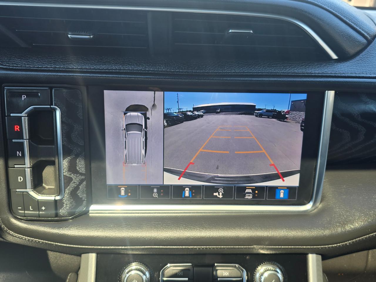 GMC Yukon 4WD 4dr Denali 2021
