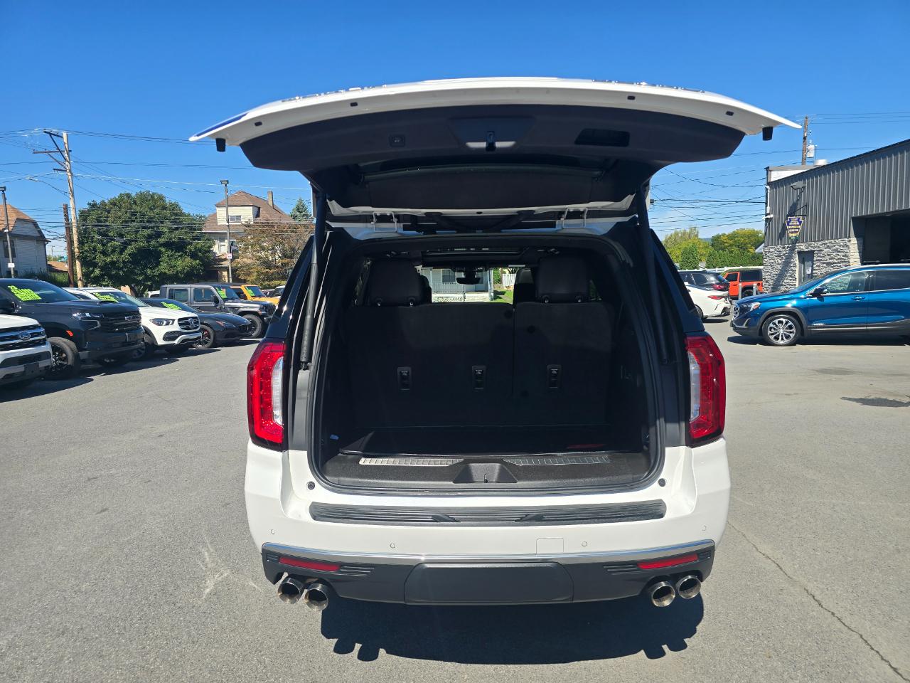 GMC Yukon 4WD 4dr Denali 2021