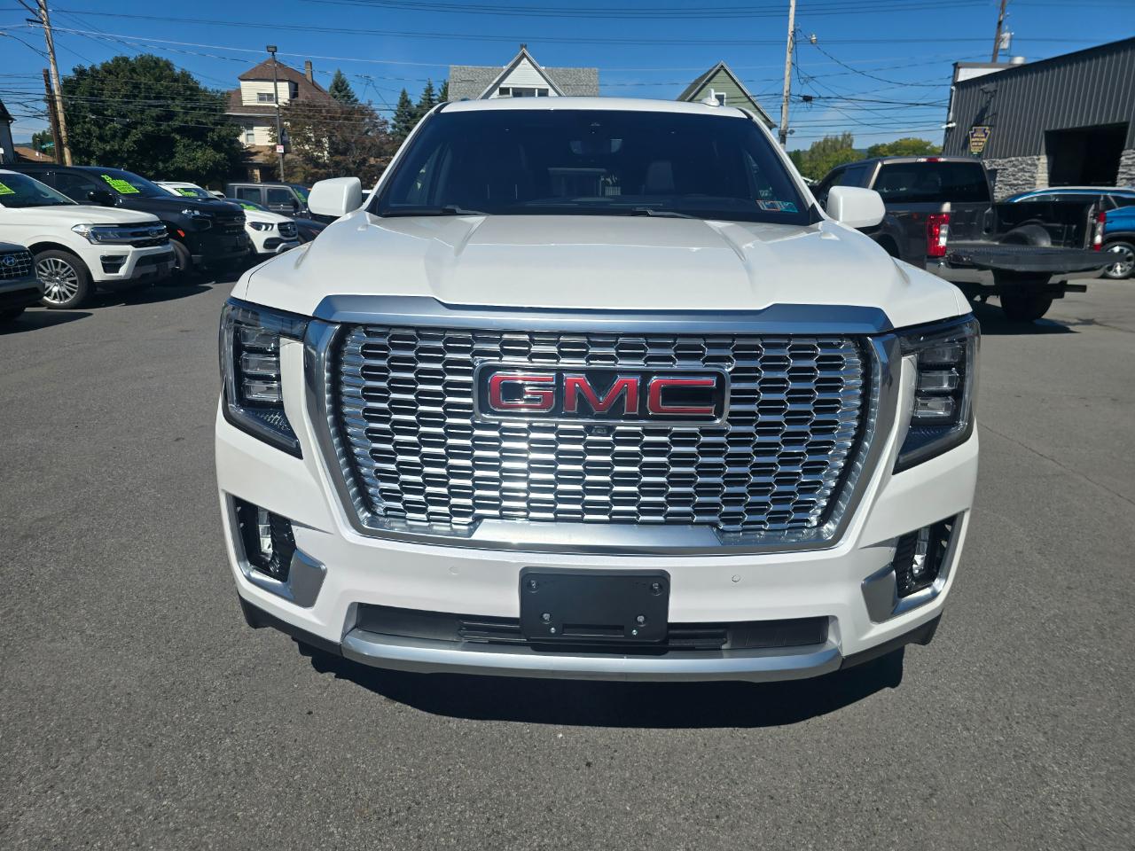 GMC Yukon 4WD 4dr Denali 2021