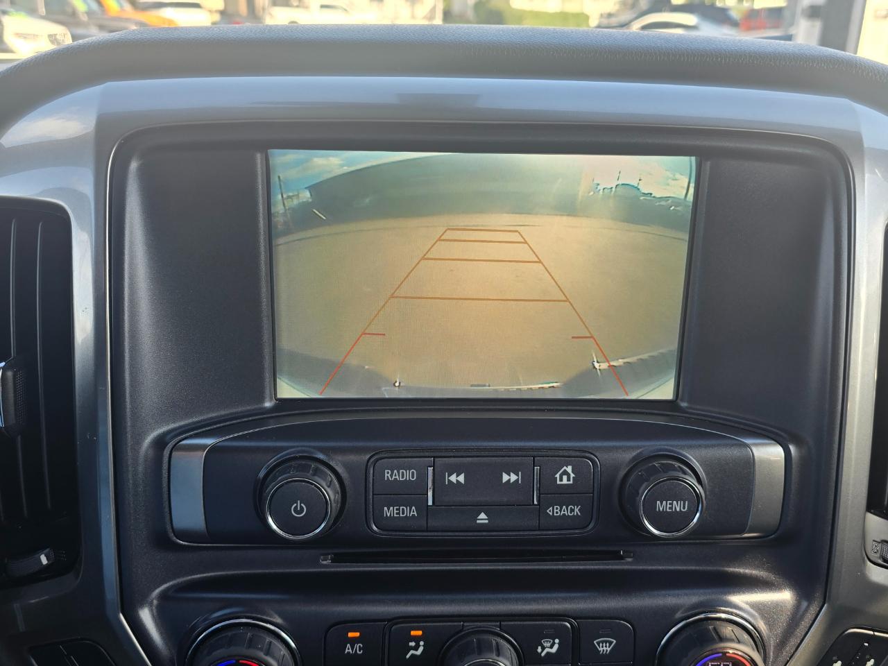 Chevrolet Silverado 1500  2018