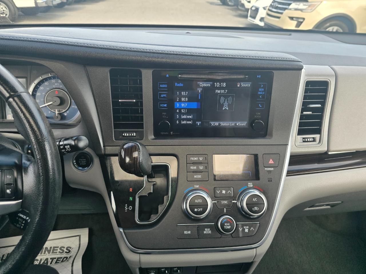 Toyota Sienna  2015