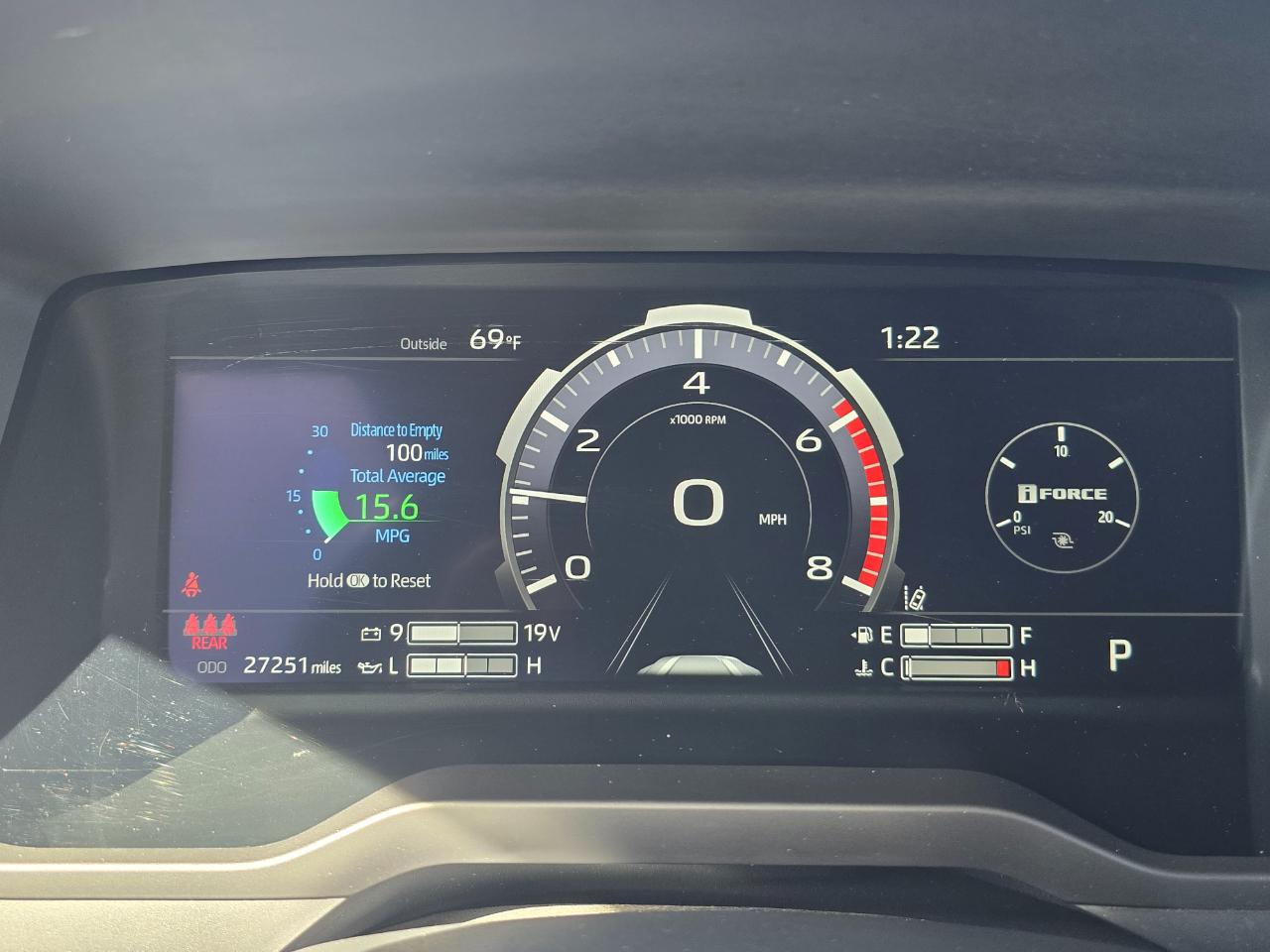 Toyota Tundra 4WD  2024