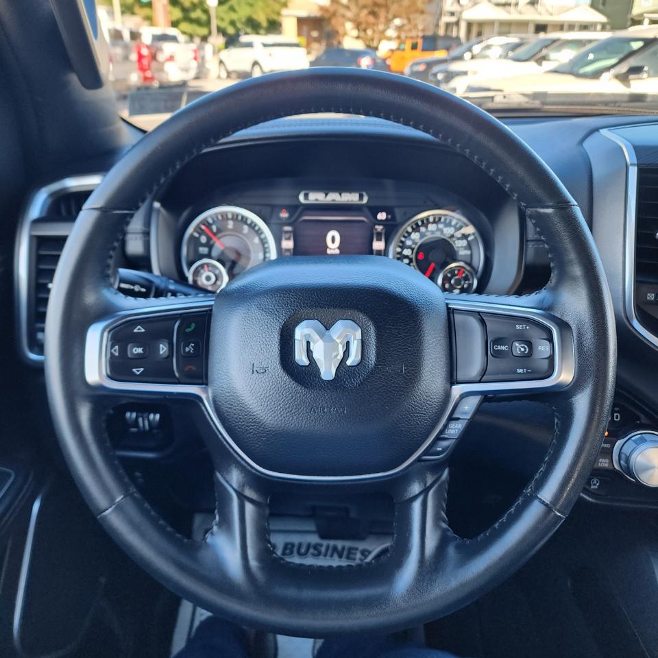RAM 1500 Laramie Crew Cab 2024