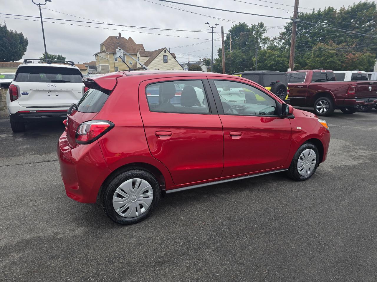 Mitsubishi Mirage ES CVT 2024