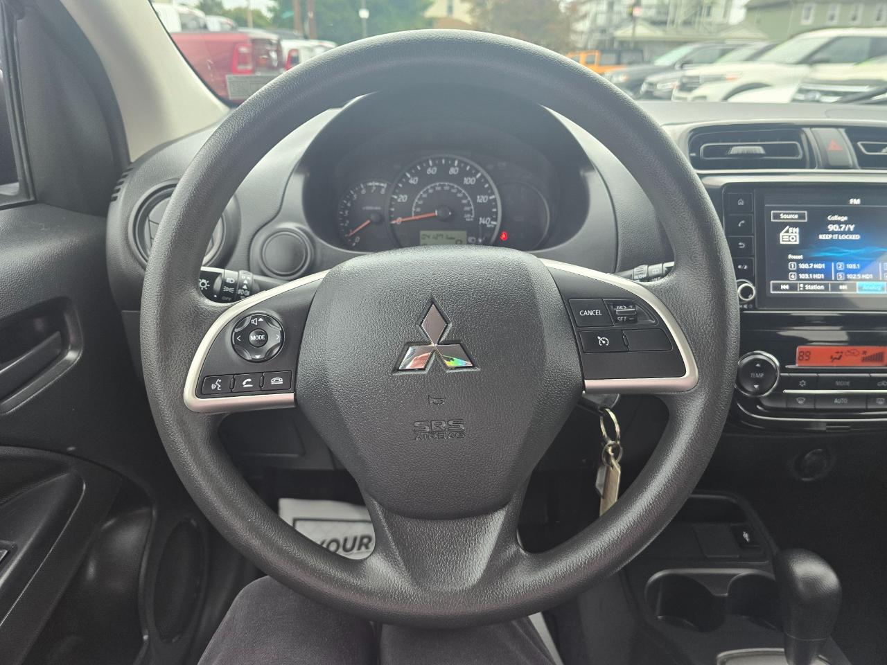 Mitsubishi Mirage ES CVT 2024
