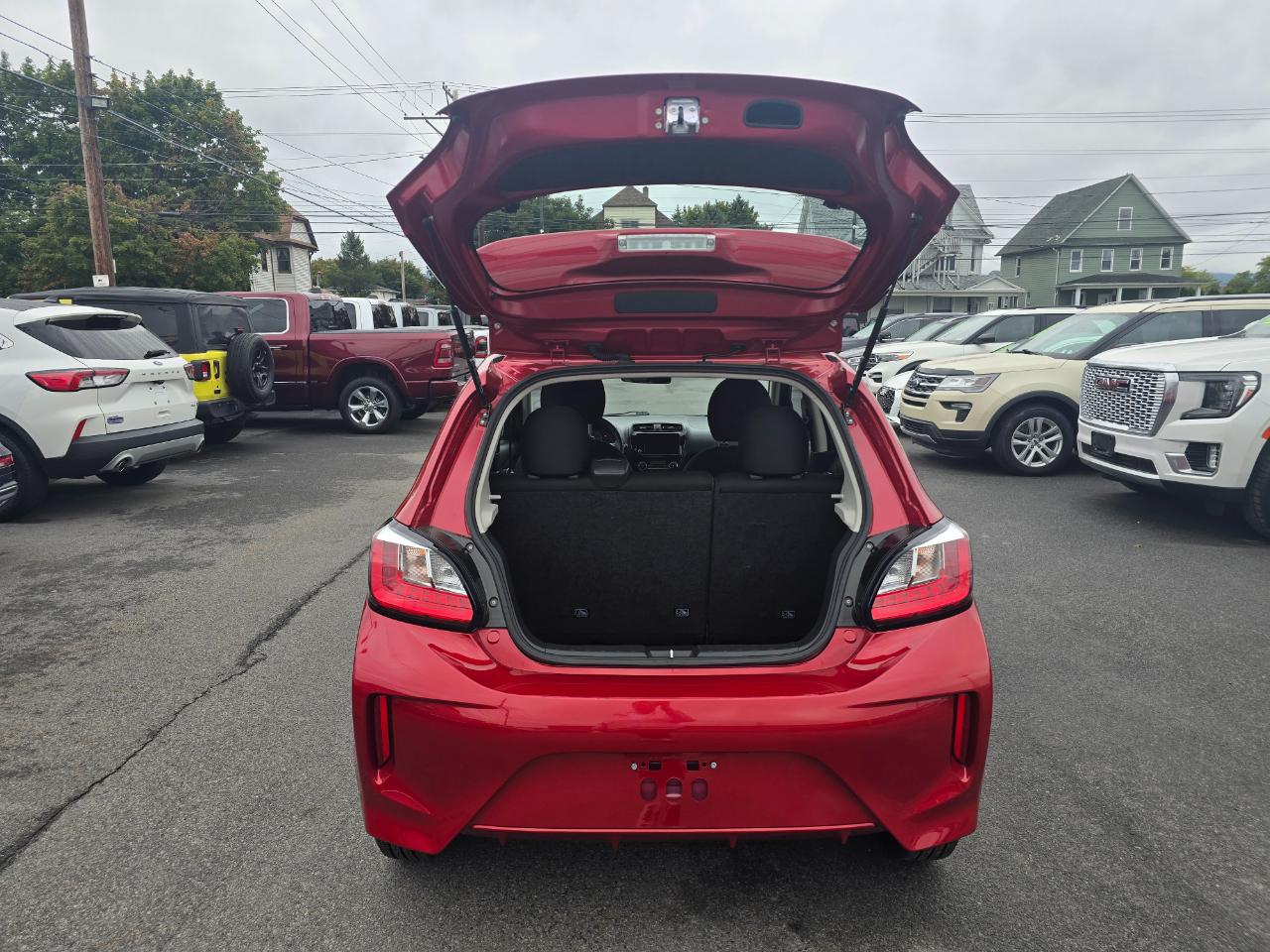 Mitsubishi Mirage ES CVT 2024