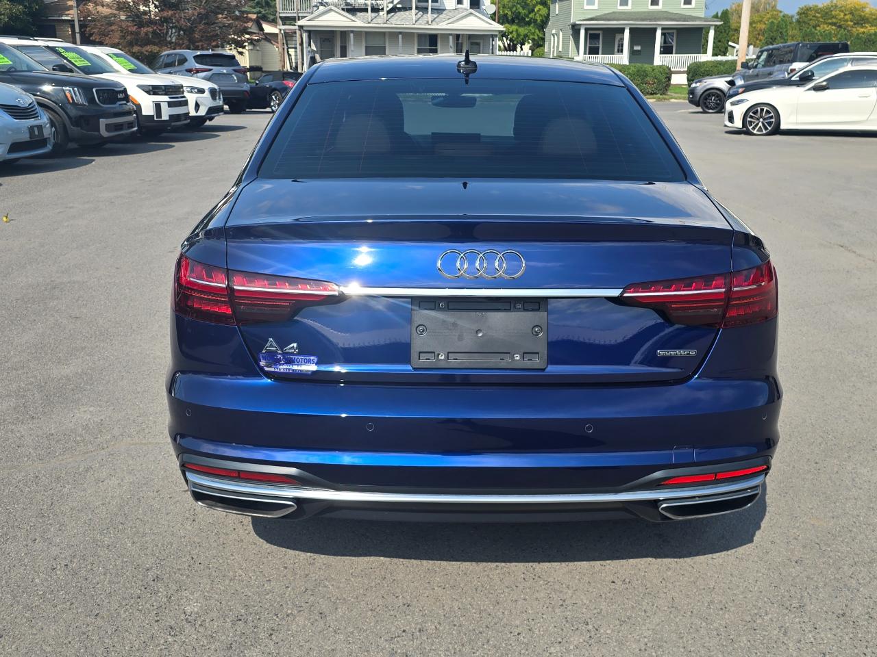 Audi A4 photo 16