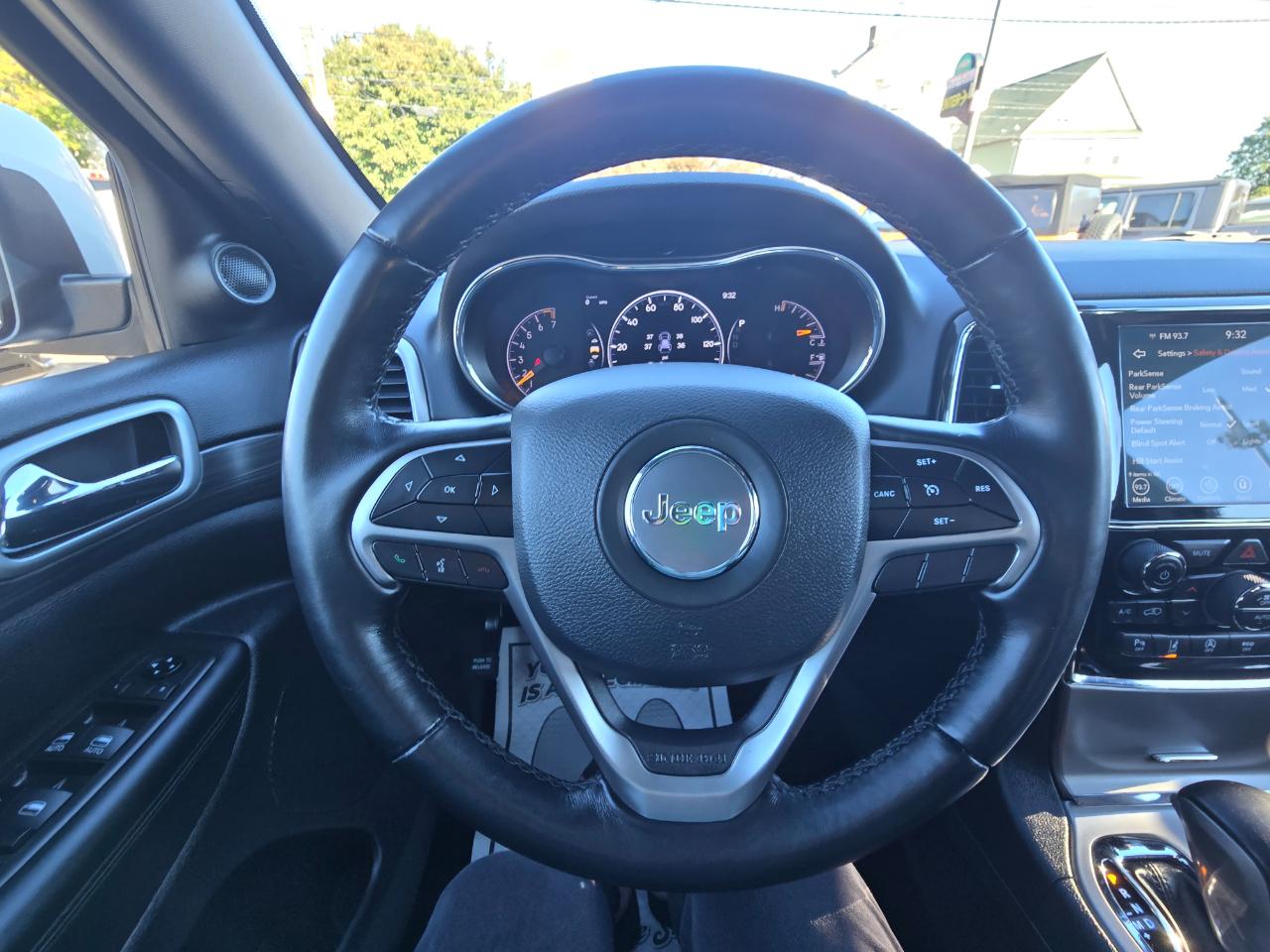 Jeep Grand Cherokee Laredo X 4x4 2021