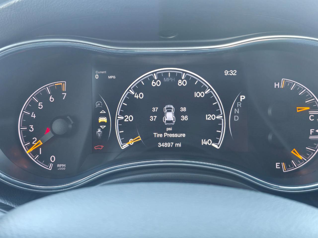 Jeep Grand Cherokee Laredo X 4x4 2021