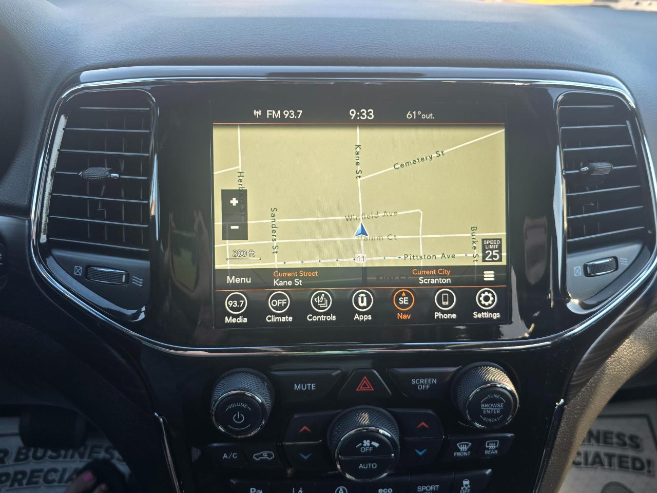Jeep Grand Cherokee Laredo X 4x4 2021