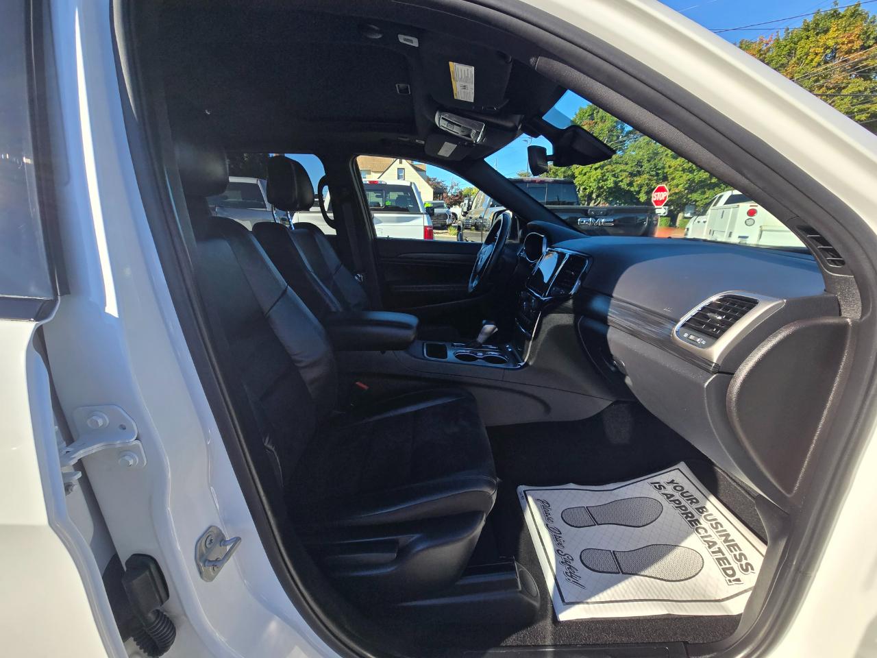 Jeep Grand Cherokee Laredo X 4x4 2021