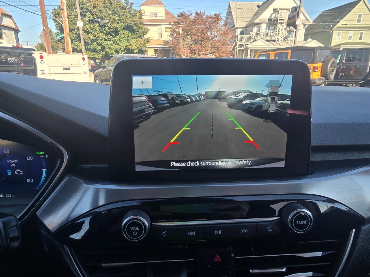 Ford Escape Titanium Hybrid AWD 2022