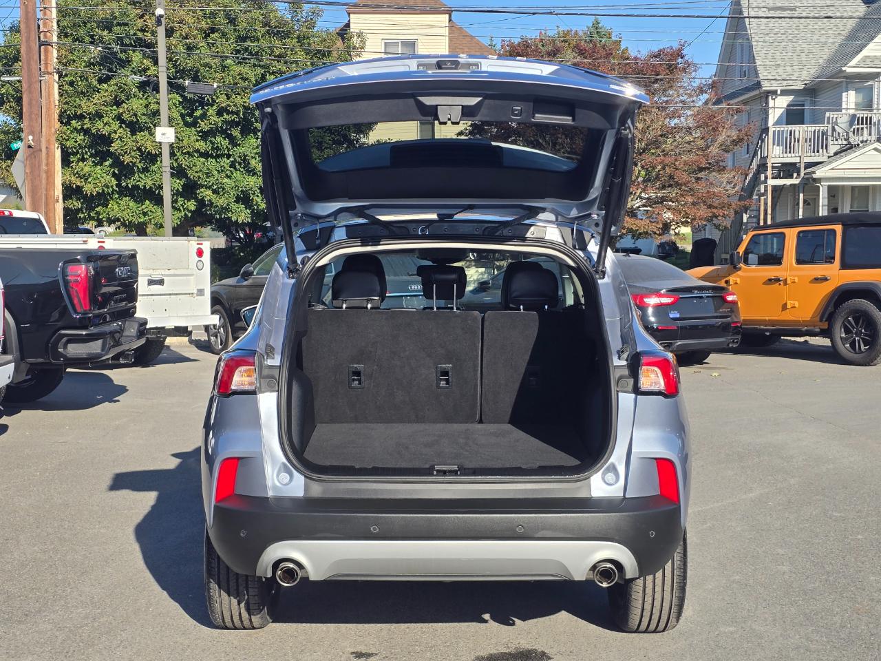 Ford Escape Titanium Hybrid AWD 2022