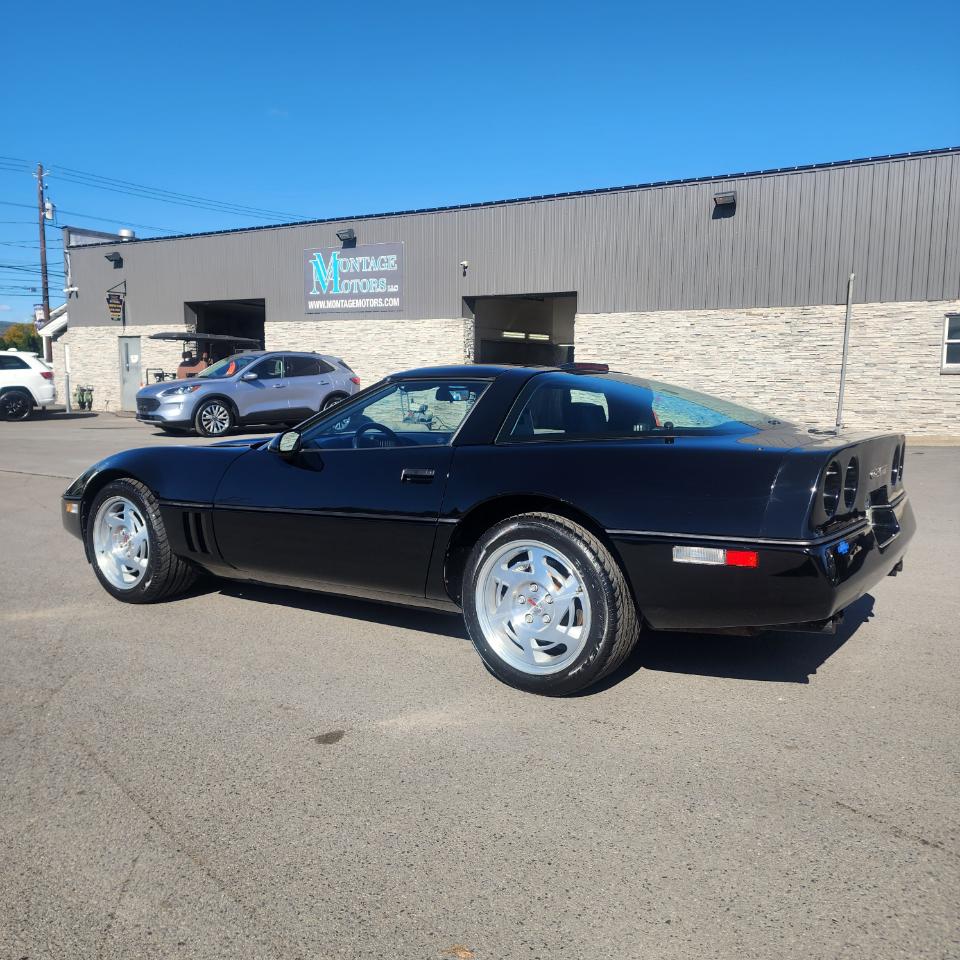 Chevrolet Corvette 2dr Coupe Hatchback 1990