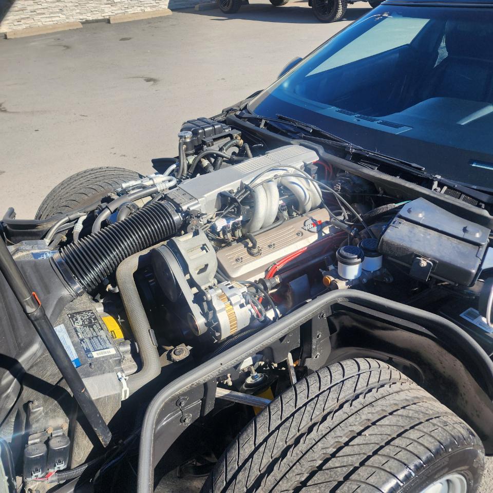 Chevrolet Corvette 2dr Coupe Hatchback 1990