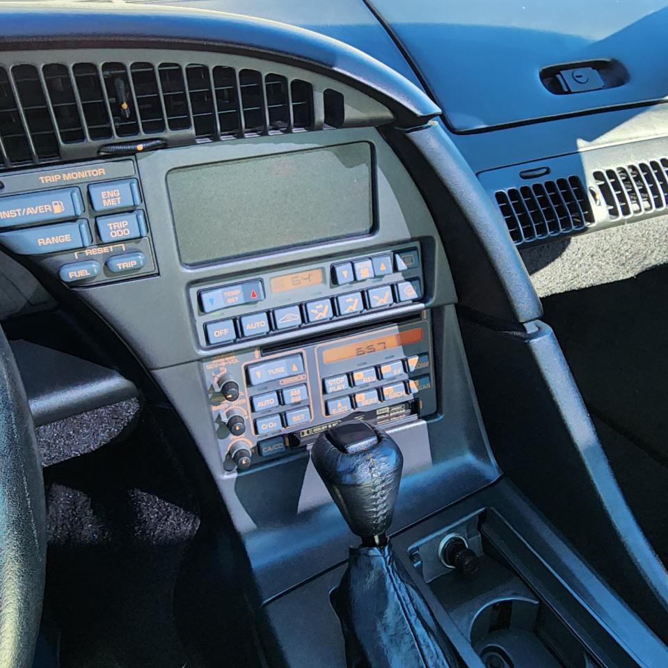 Chevrolet Corvette 2dr Coupe Hatchback 1990
