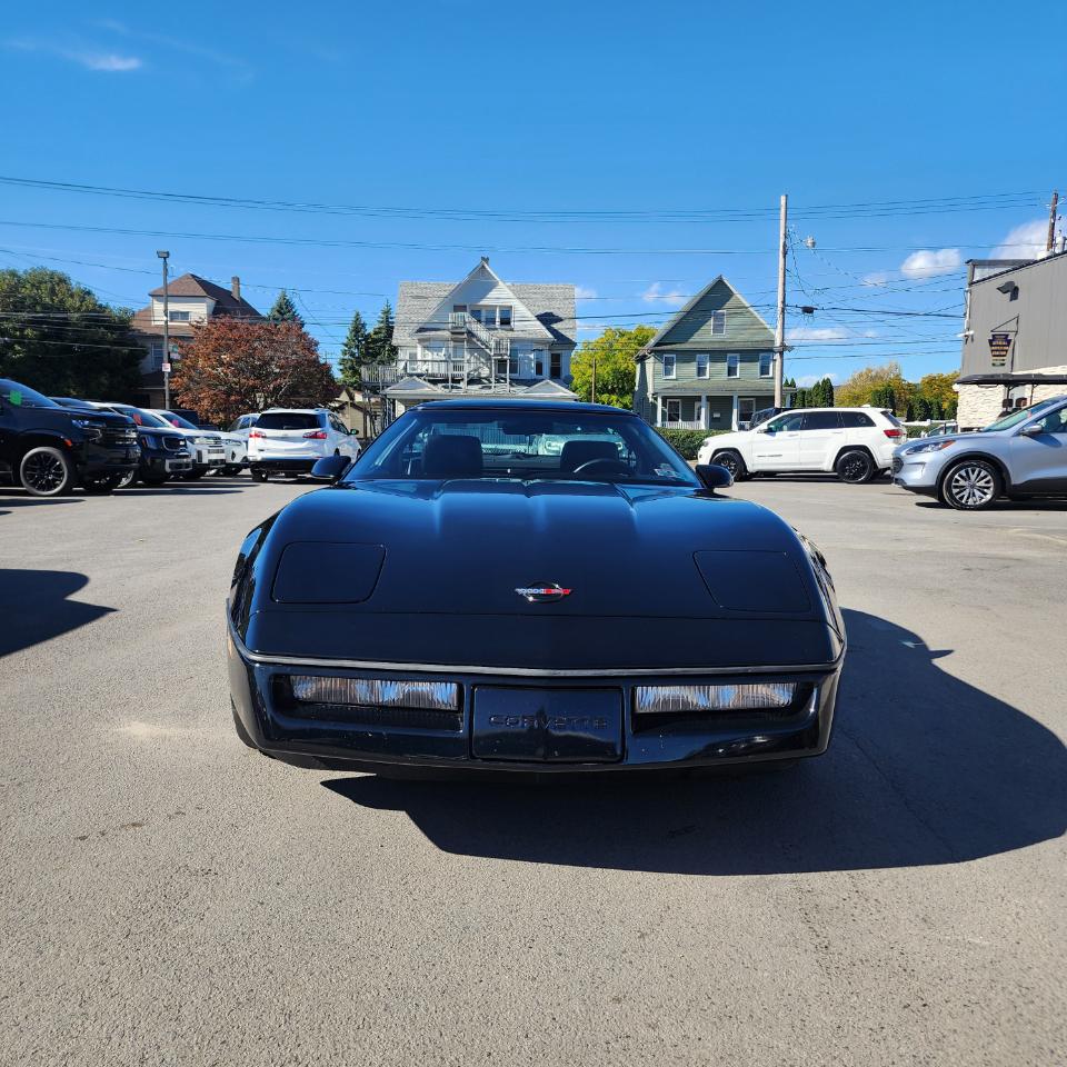 Chevrolet Corvette 2dr Coupe Hatchback 1990