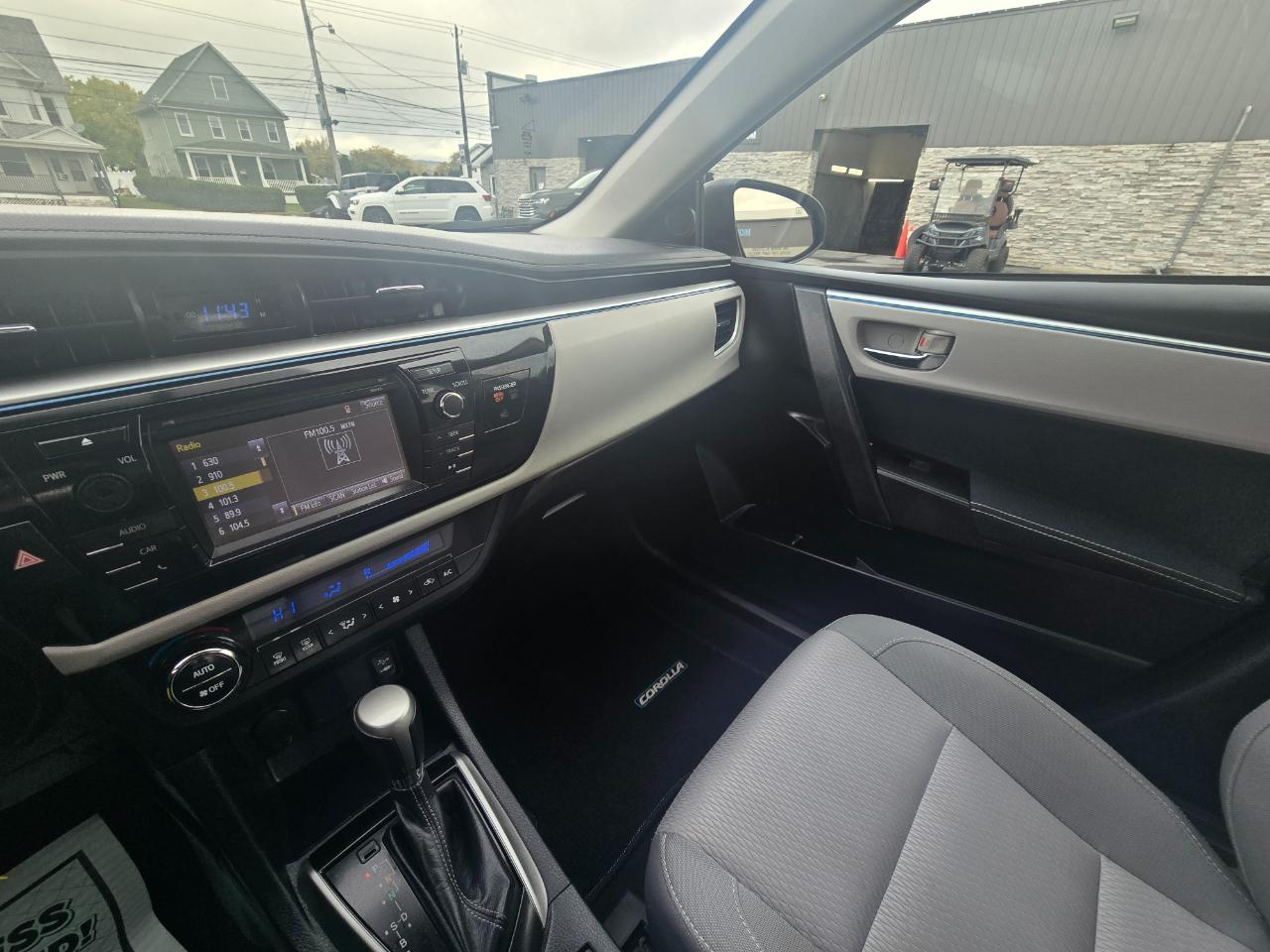 Toyota Corolla  2014