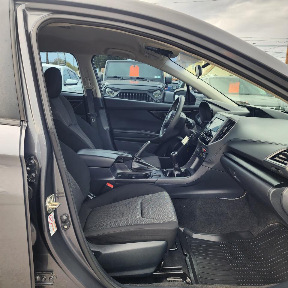 Subaru Impreza 2.0i 4-door Manual 2019