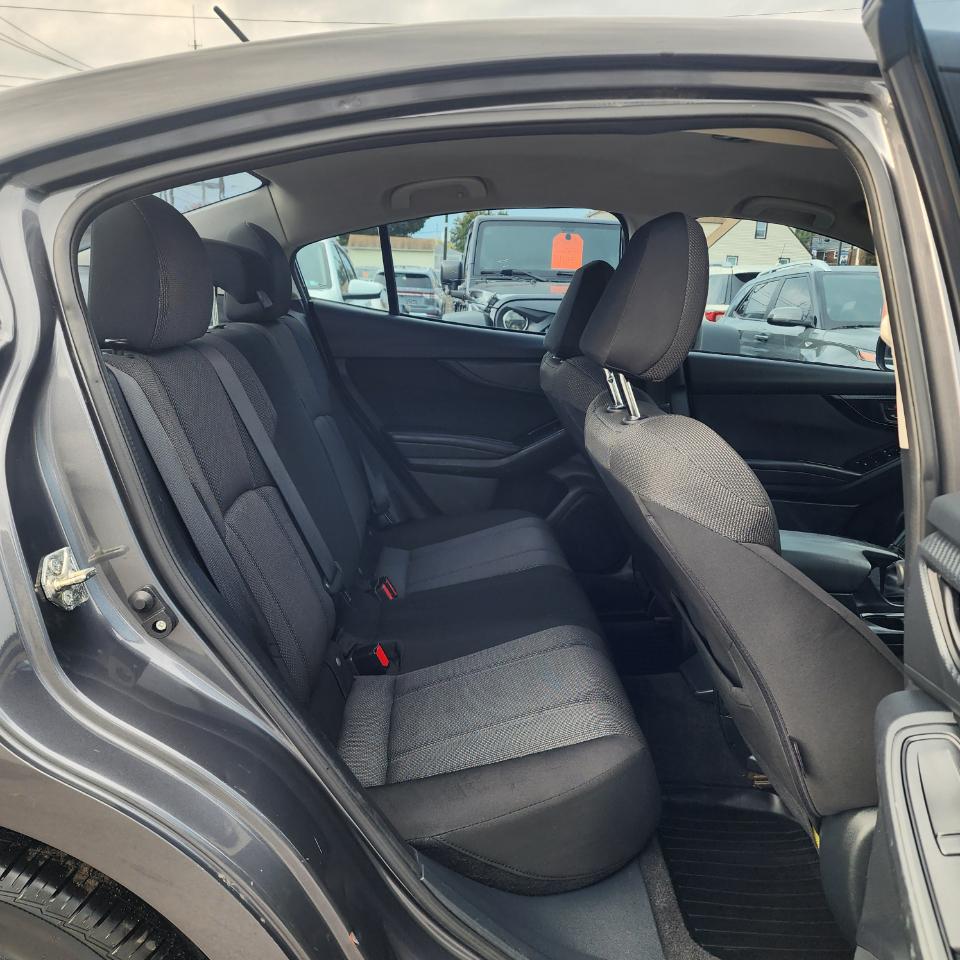 Subaru Impreza 2.0i 4-door Manual 2019