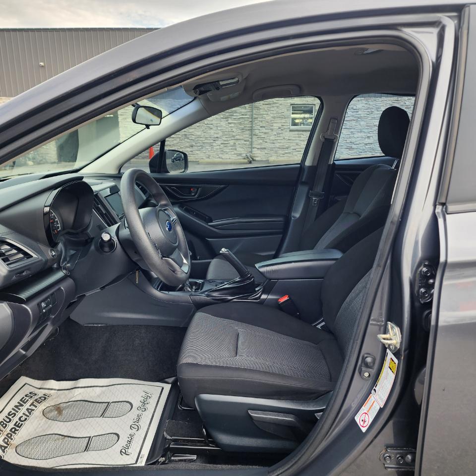 Subaru Impreza 2.0i 4-door Manual 2019