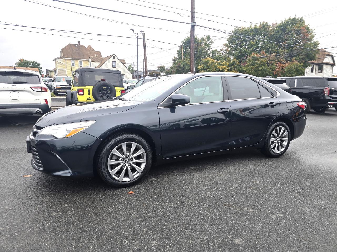 Toyota Camry XLE 2017
