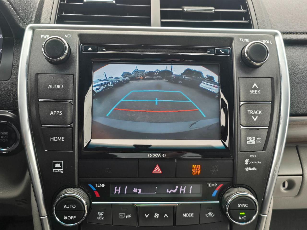 Toyota Camry XLE 2017