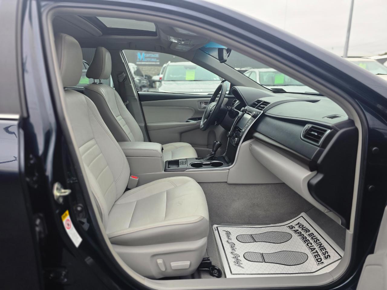 Toyota Camry XLE 2017