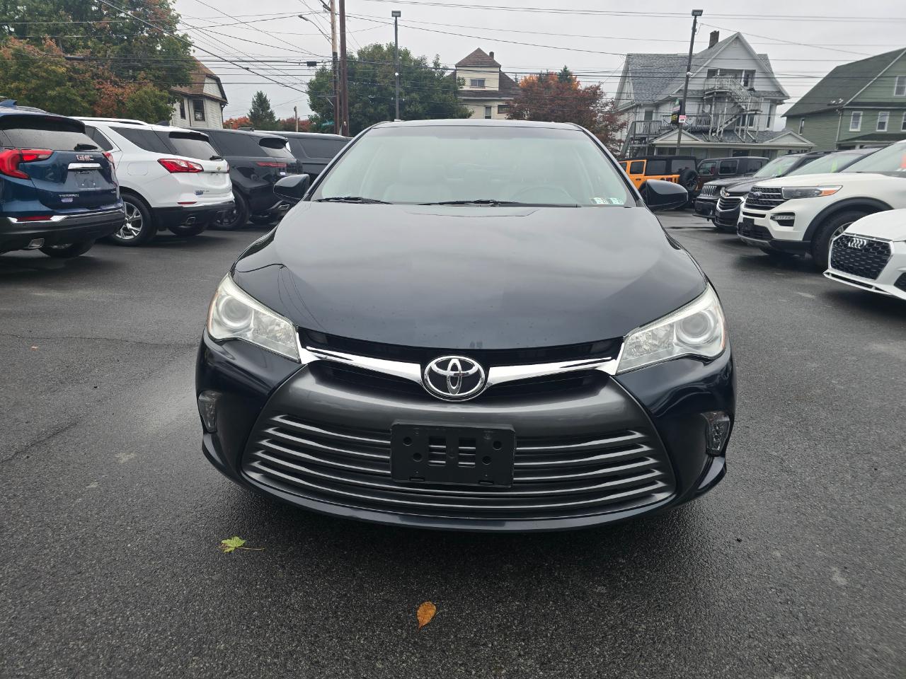 Toyota Camry XLE 2017