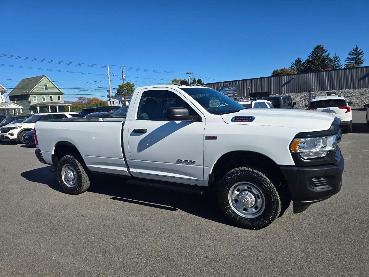 RAM 2500 Tradesman 4x4 Reg Cab 8' Box 2022