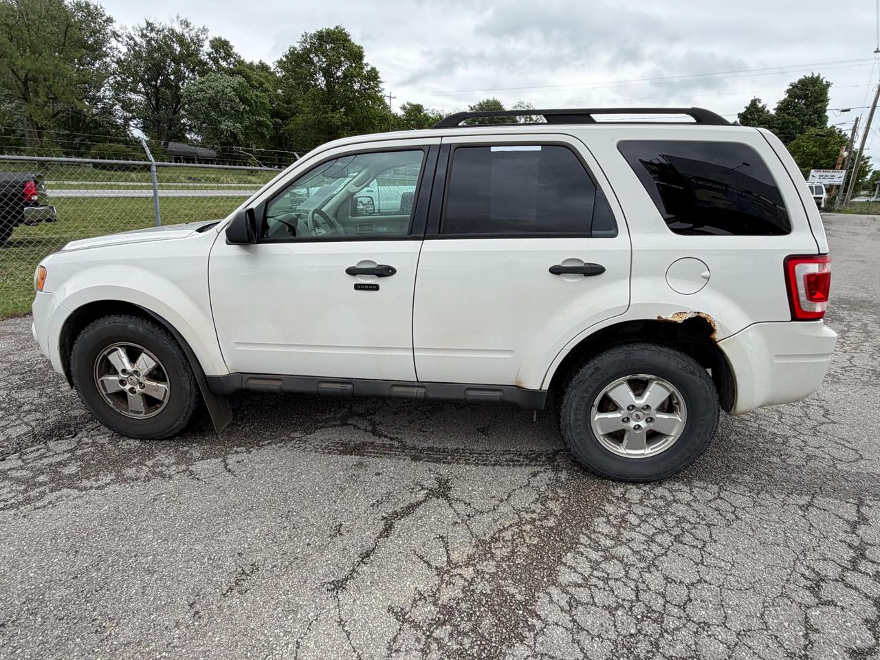 Ford Escape XLT 4WD 2012