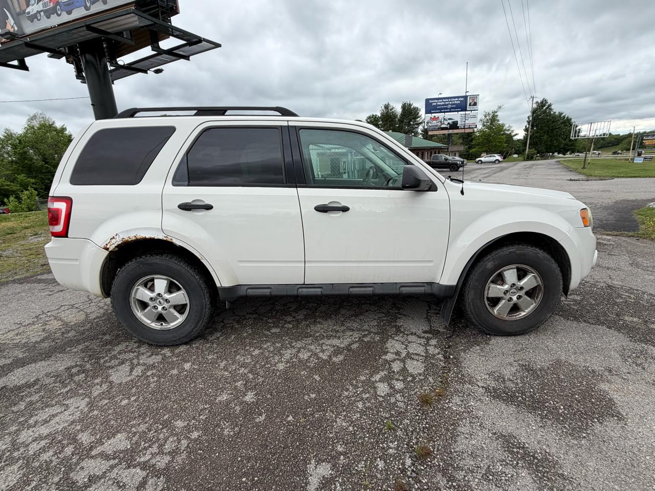 Ford Escape XLT 4WD 2012