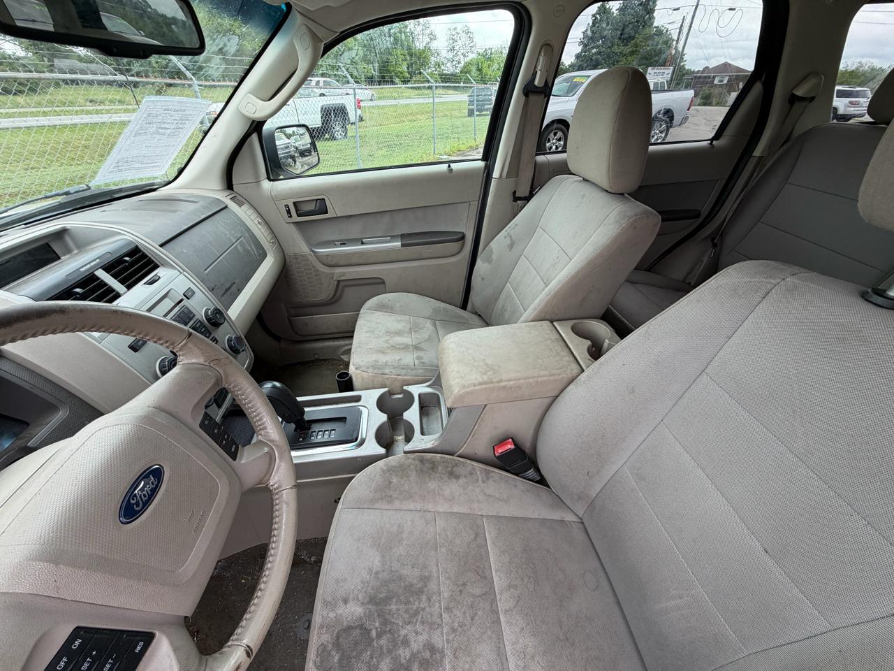 Ford Escape XLT 4WD 2012