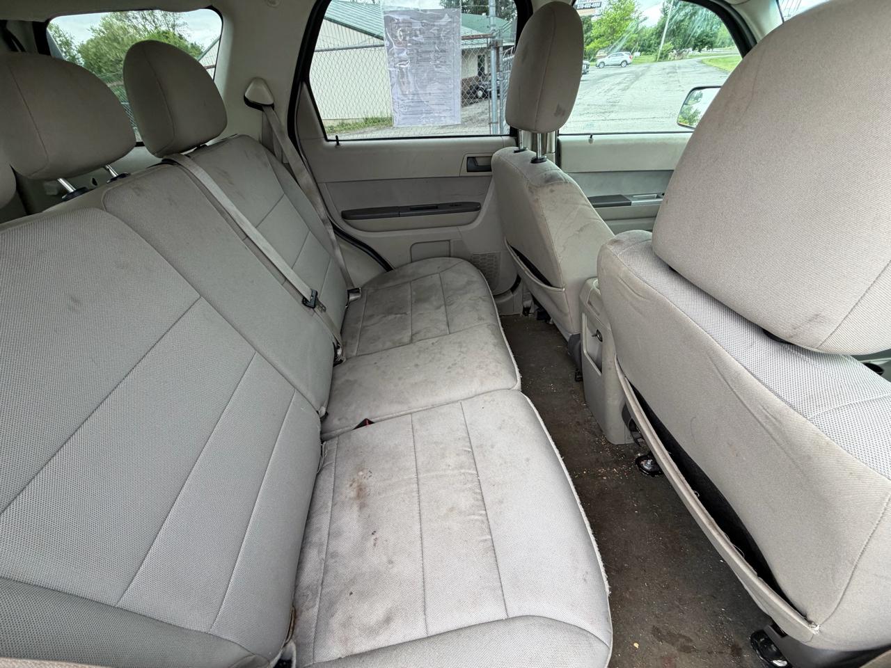 Ford Escape XLT 4WD 2012