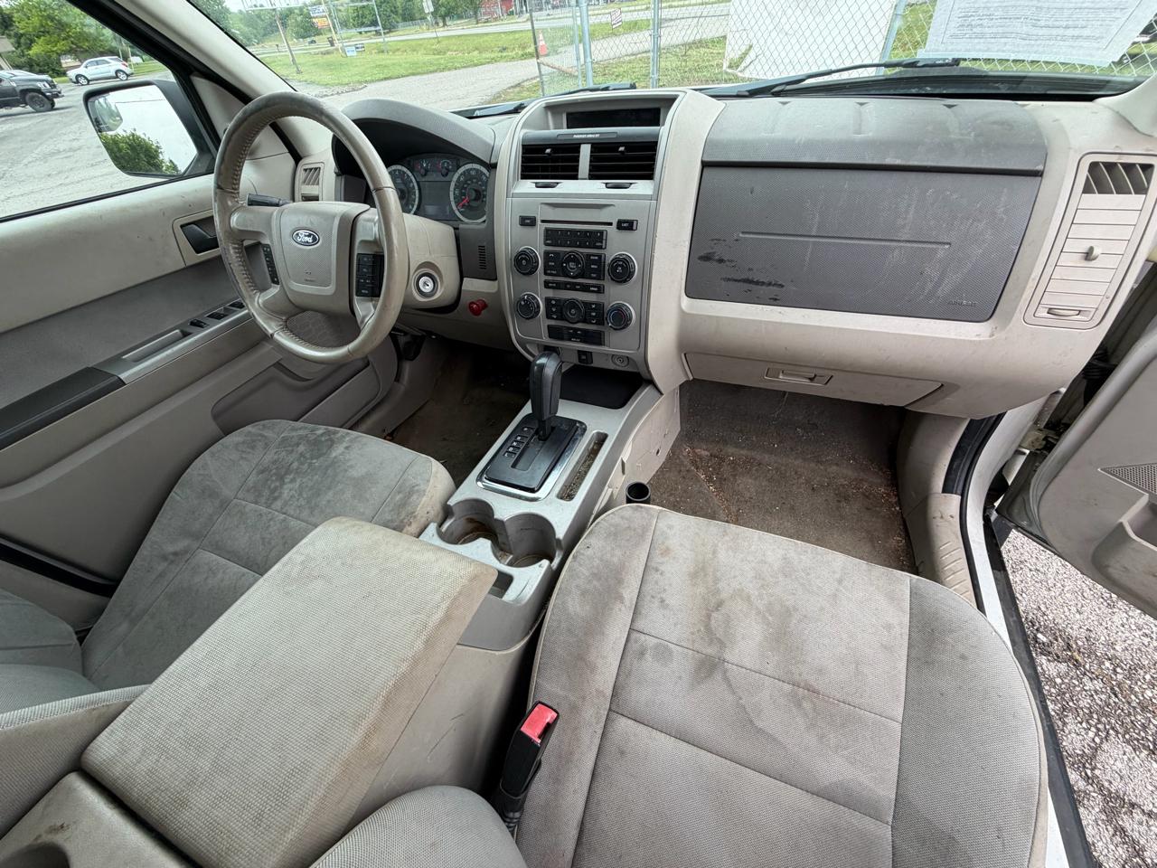 Ford Escape XLT 4WD 2012