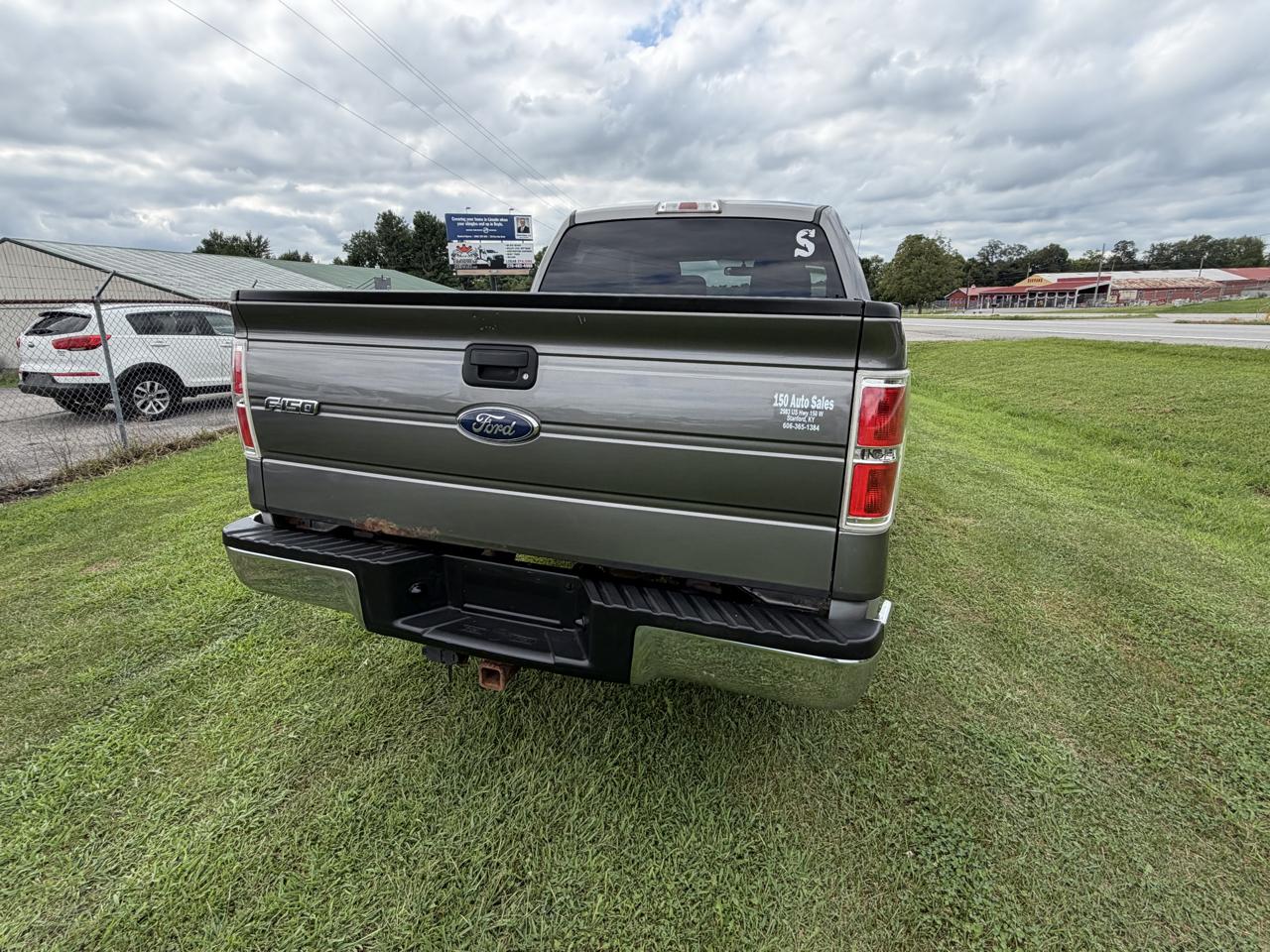 Ford F-150 4WD SuperCrew 145" XL 2013