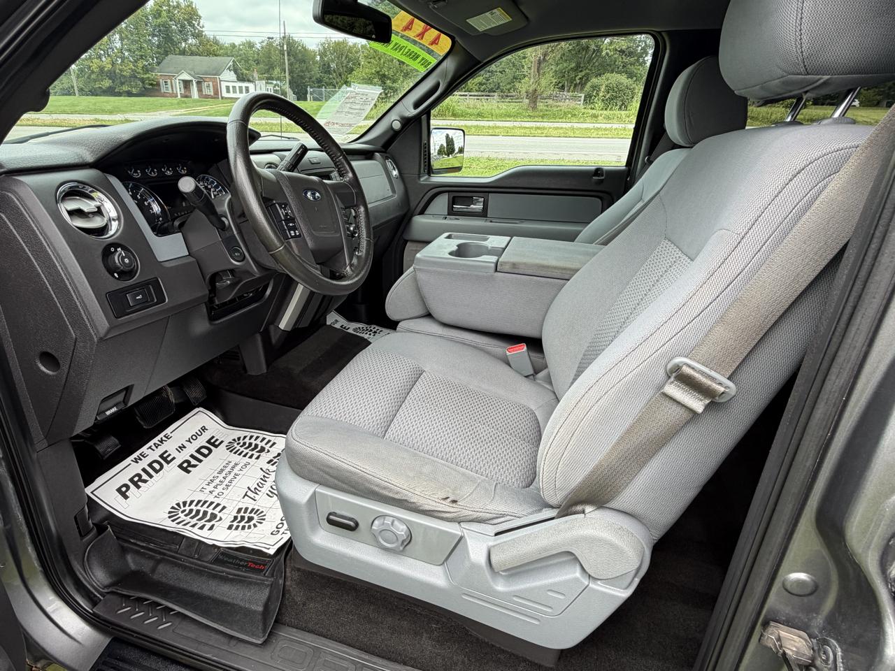 Ford F-150 4WD SuperCrew 145" XL 2013