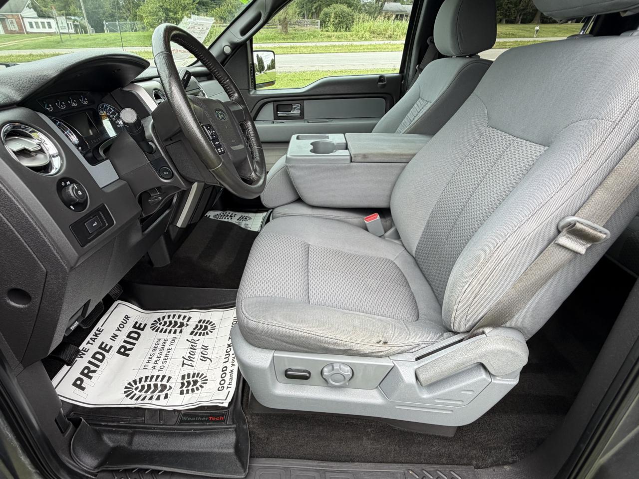 Ford F-150 4WD SuperCrew 145" XL 2013