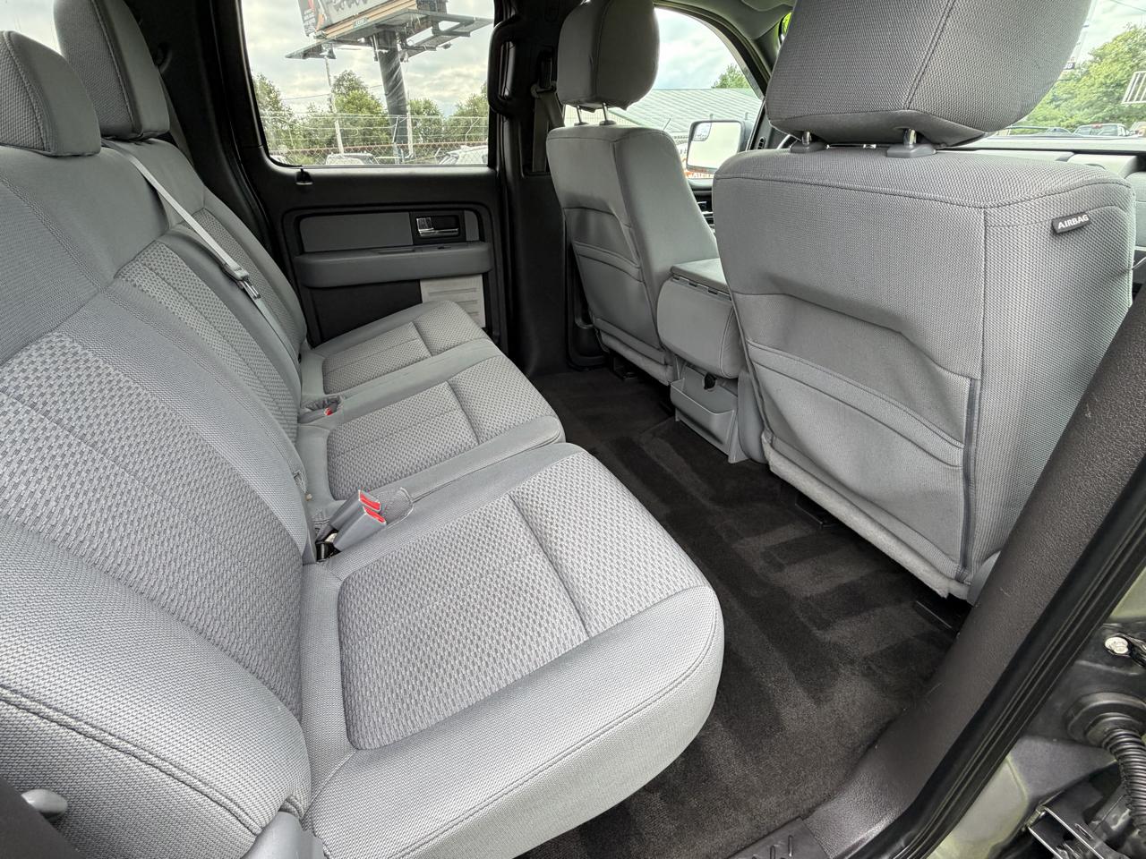 Ford F-150 4WD SuperCrew 145" XL 2013