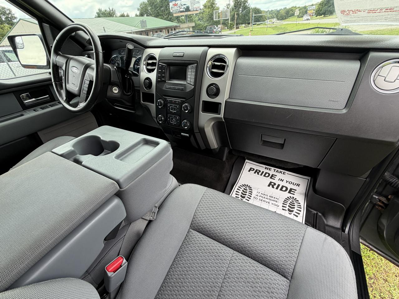 Ford F-150 4WD SuperCrew 145" XL 2013