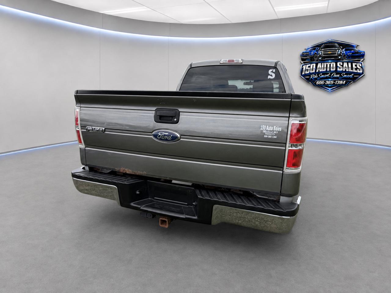 Ford F-150 XL SuperCrew 4WD 2013