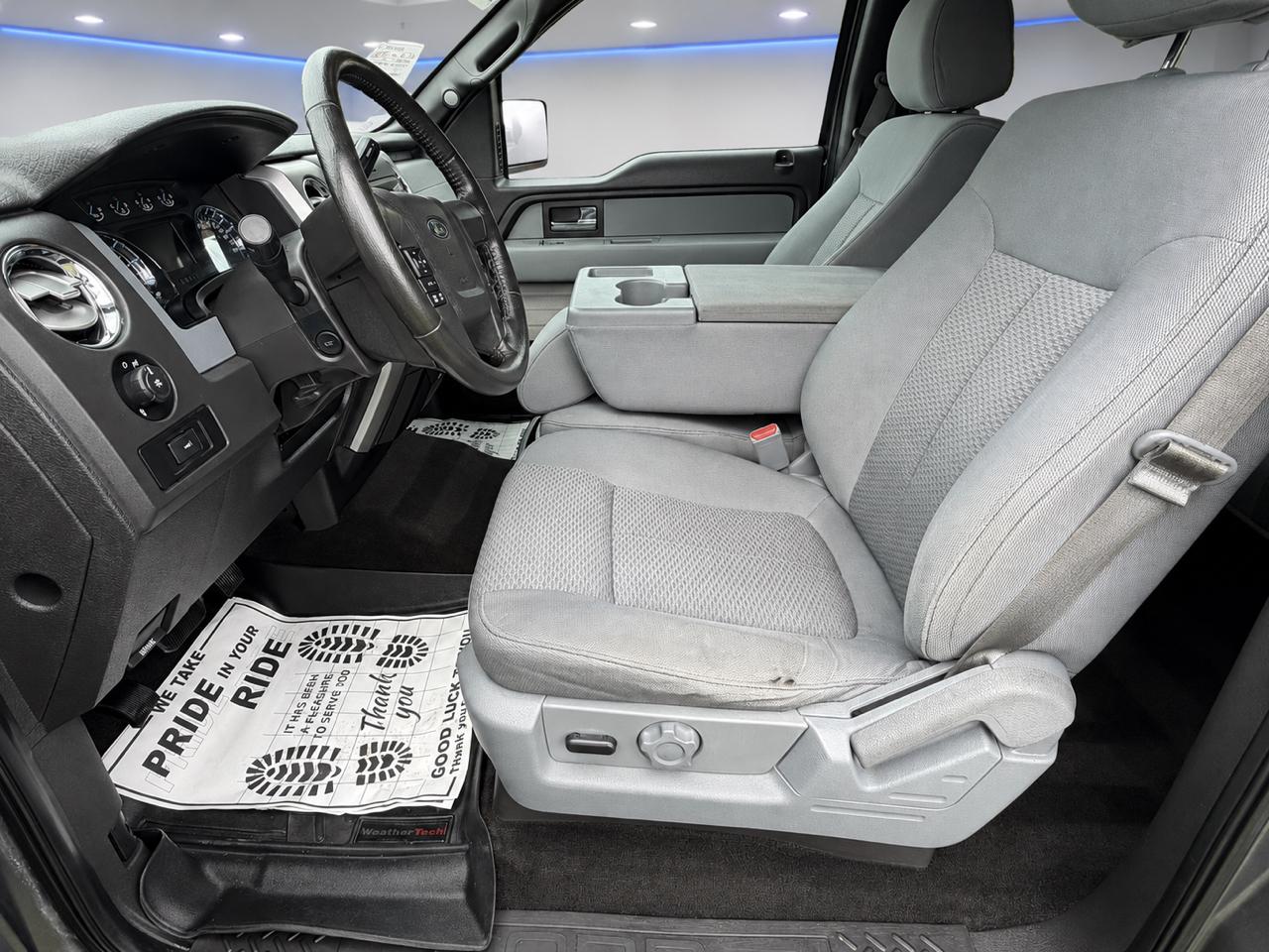 Ford F-150 XL SuperCrew 4WD 2013