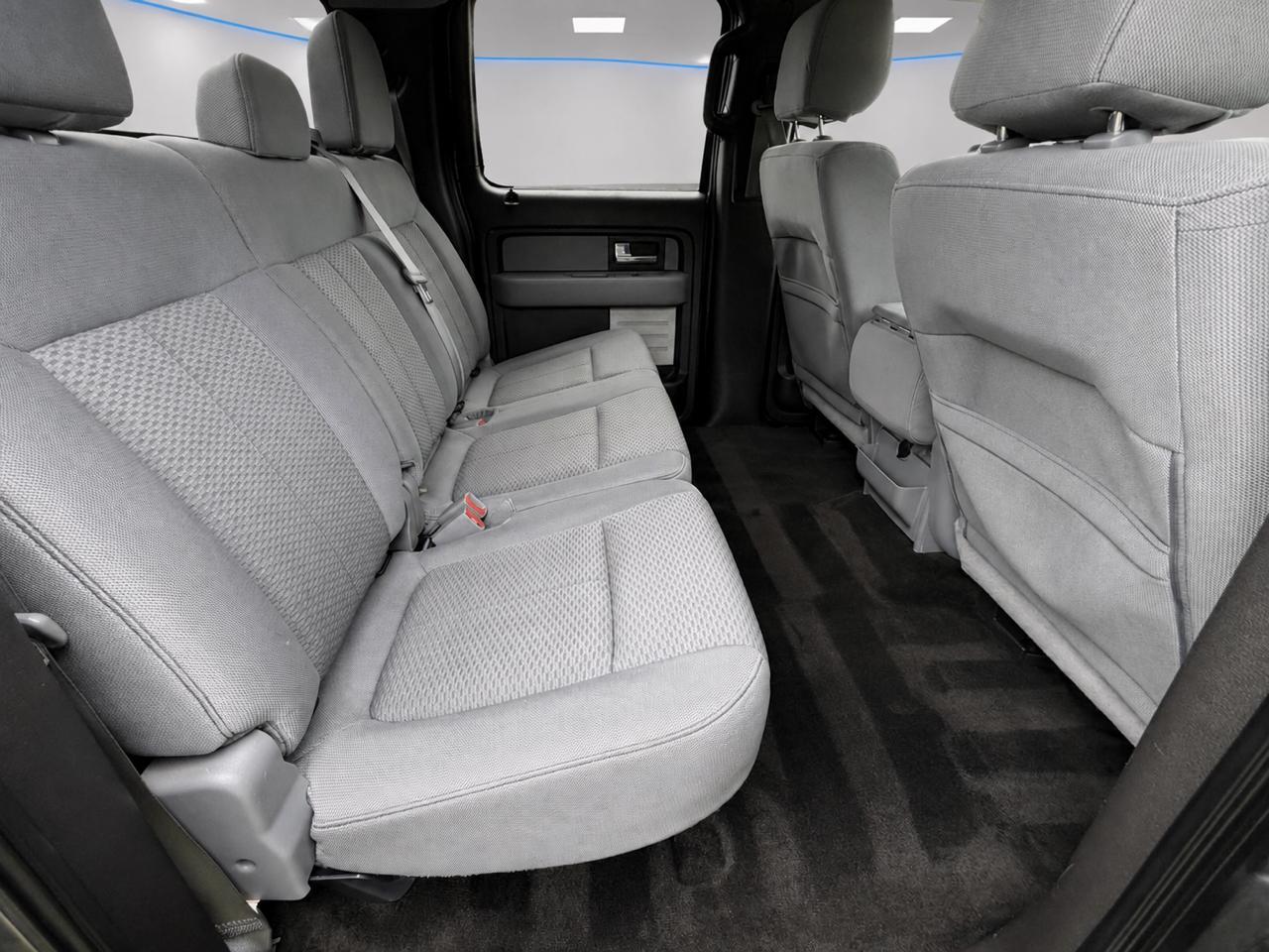 Ford F-150 XL SuperCrew 4WD 2013