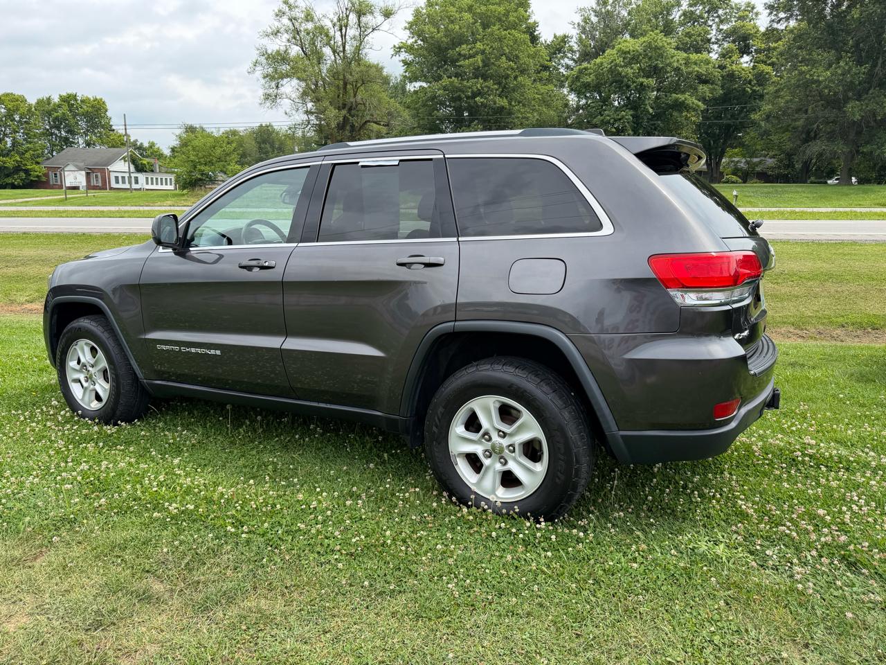 Jeep Grand Cherokee Laredo 4WD 2015