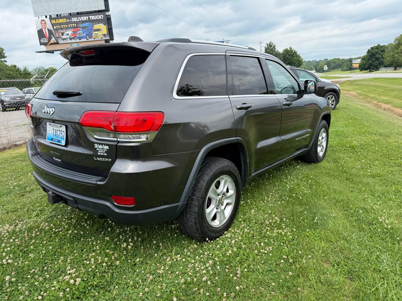 Jeep Grand Cherokee Laredo 4WD 2015
